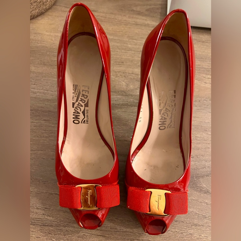 Authentic. Classic. Ferragamo. Sandals. Beautiful Red Color.